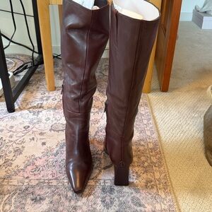 Sylvia Wide Calf Knee High Boot size 8.5/ 39 Eu